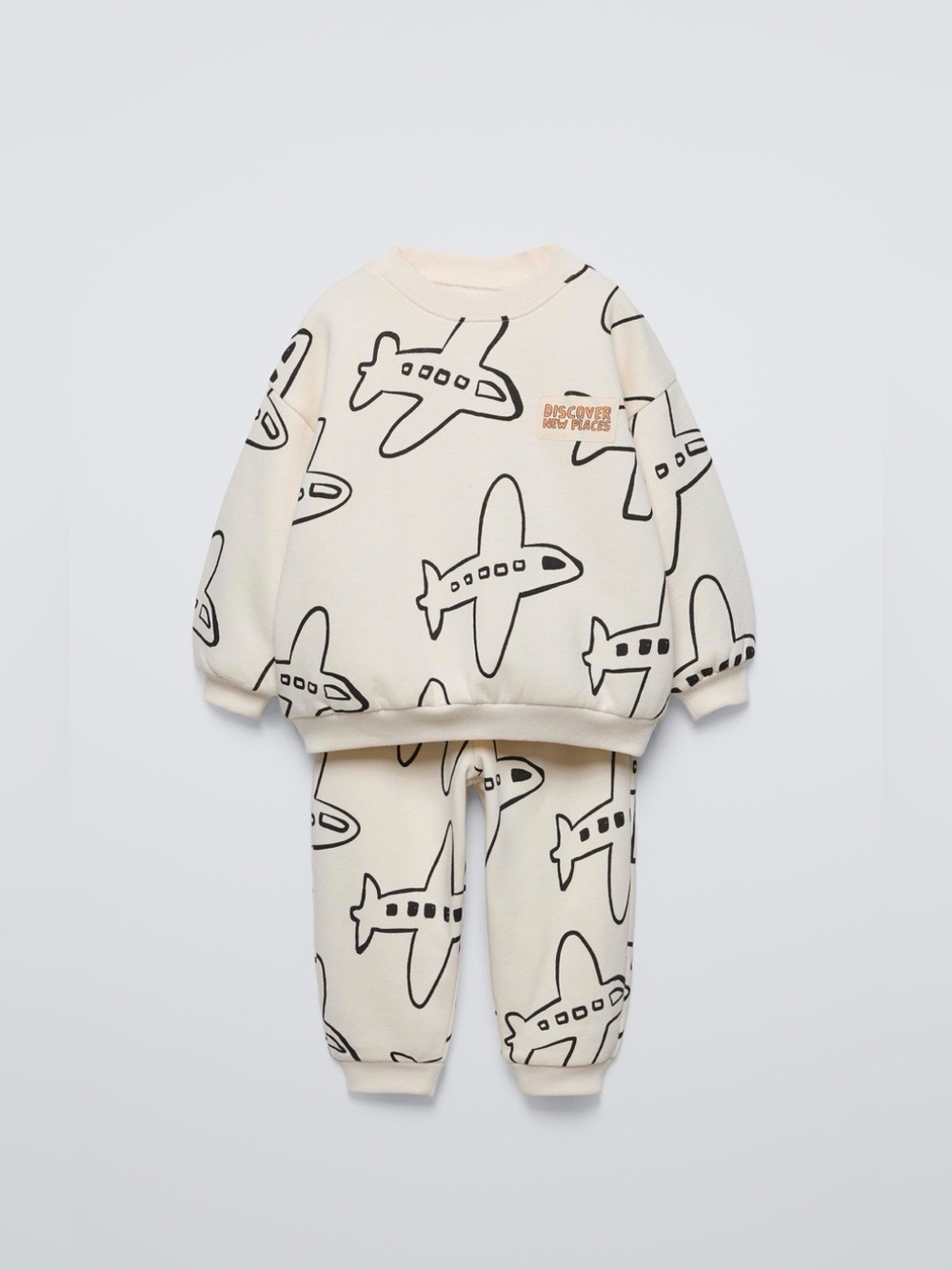 Zara Cream Sweatshirt and Jogger Set with Black Airplane Print